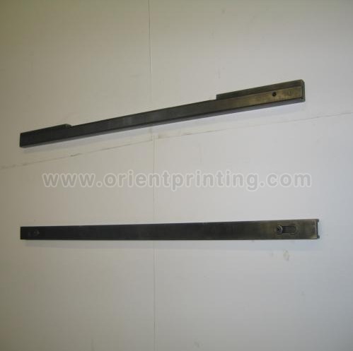 03.301.001 Bed Bars 's' Cylinder (pair) For Heidelberg Cylinder