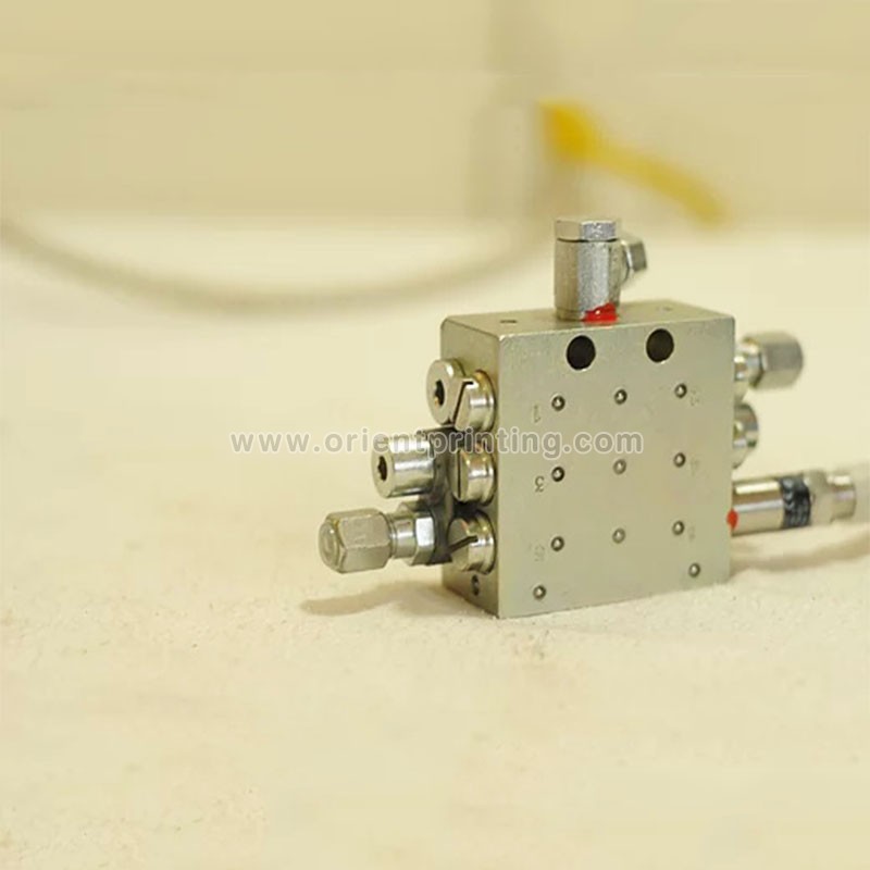 Heidelberg CD102 SM102 Accessories Collection Of Paper Chain Oil Valve C6.302.303F,Heidelberg Offset Spare Parts